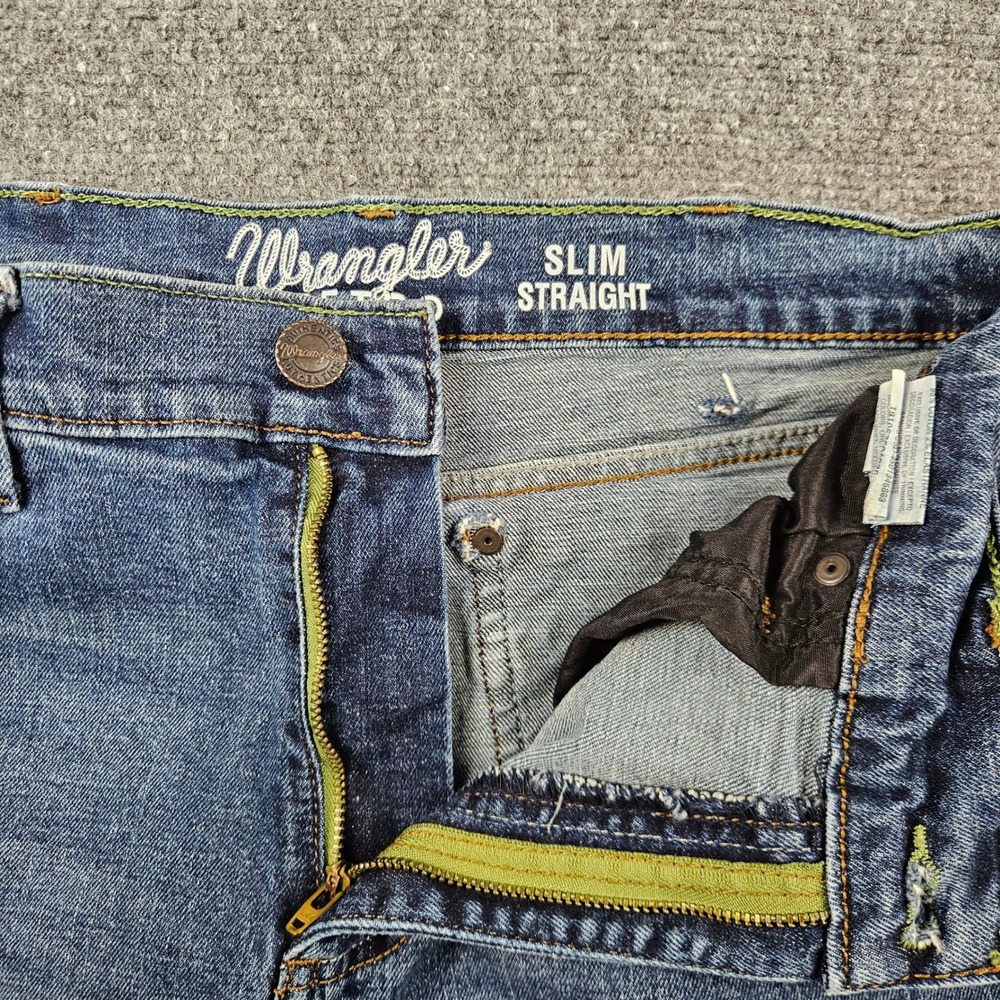 Wrangler Retro Slim Straight Jeans Mens 32x32 Medium Wash Denim 1088MWZPD - Picture 4 of 11